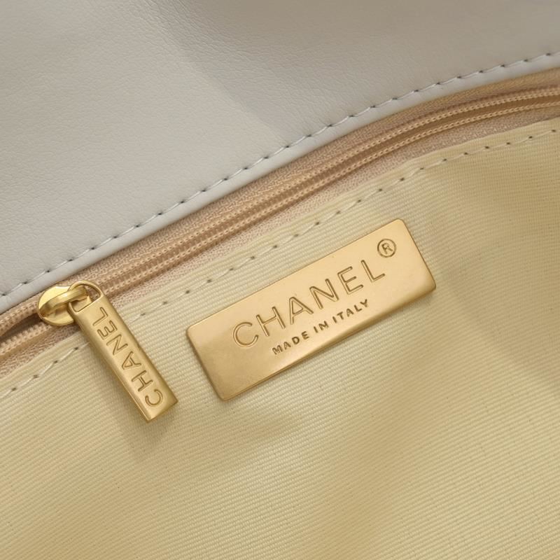 Chanel 19 Bags